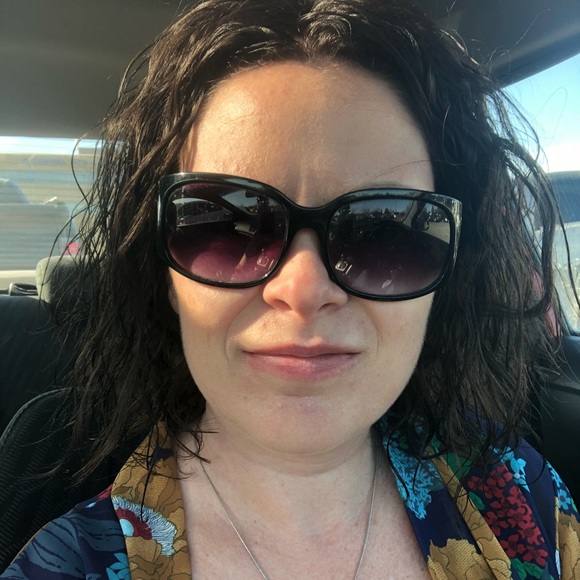 Meet your Posher, Jodi - Picture 1 of 1